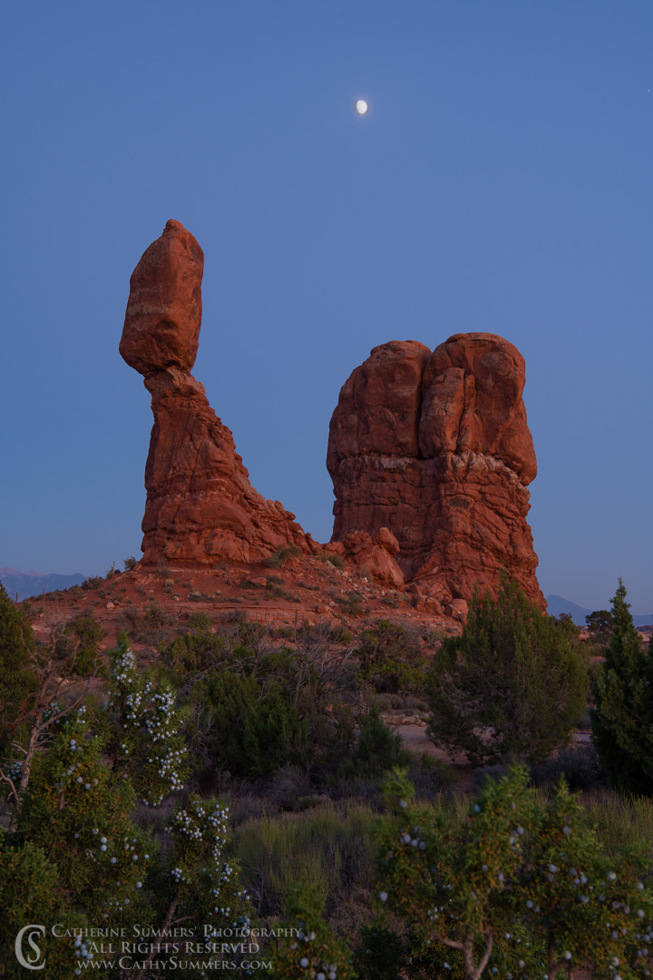 Balanced Rock and Rising Moon: Arches National Park