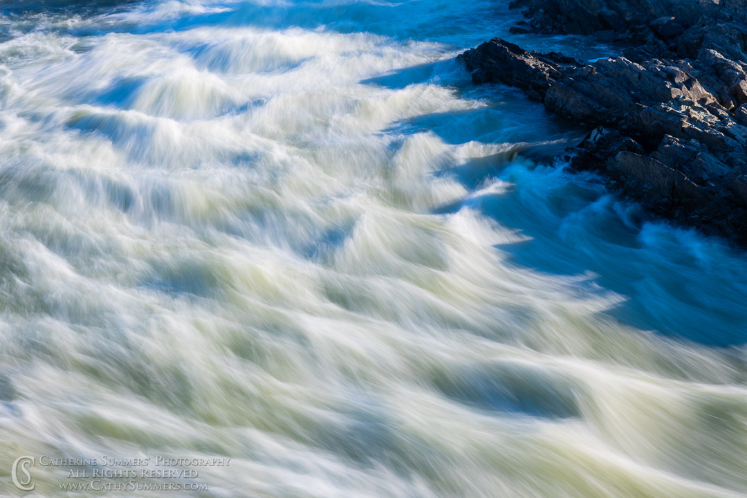 Long Exposure to Blur the Waves Below the Maryland Side of Great Falls of the Potomac: Great Falls National Park, Virginia