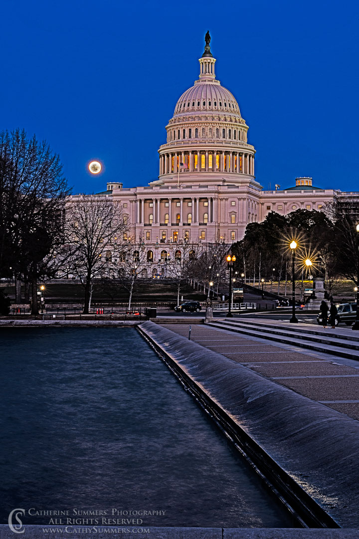 Super Moon Rises Over the U.S. Capitol - HDR Effect