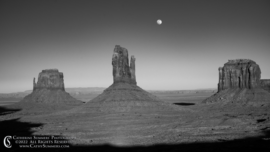 The Monument Vally Moonrise I Wanted for the Eclipse